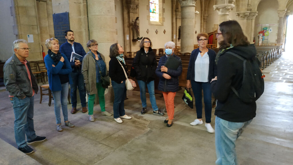 visite commentée des vitraux de l'église Saint Pierre de Broons